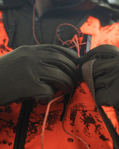 Pine Green Coloured Seeland Mens Target Gloves on outdoor background 