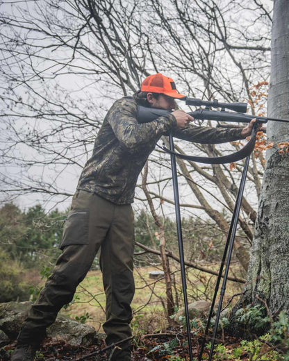 InVIS MPC Green Coloured Seeland Mens Tidal Camo Fleece Jacket on forest background 