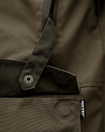 Light Pine coloured Seeland Trax Full Jacket on outdoor background 