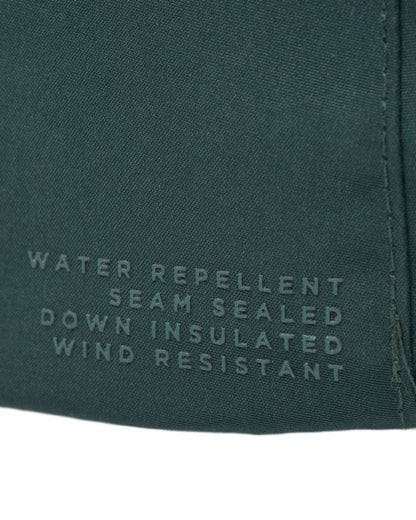 Evergreen Coloured Tilley The Thermashield Cap on white background 
