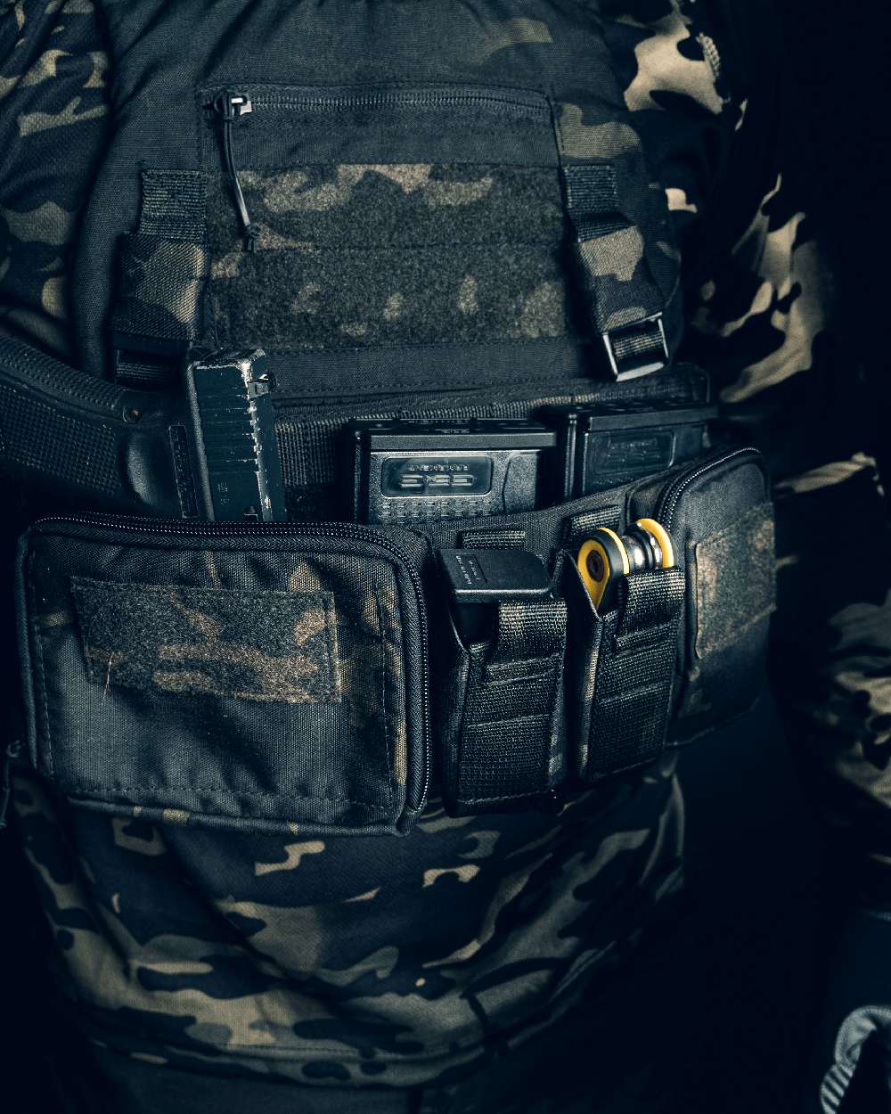 VCAM Black Coloured Viper VX Buckle Up Ready Rig on blurry background 