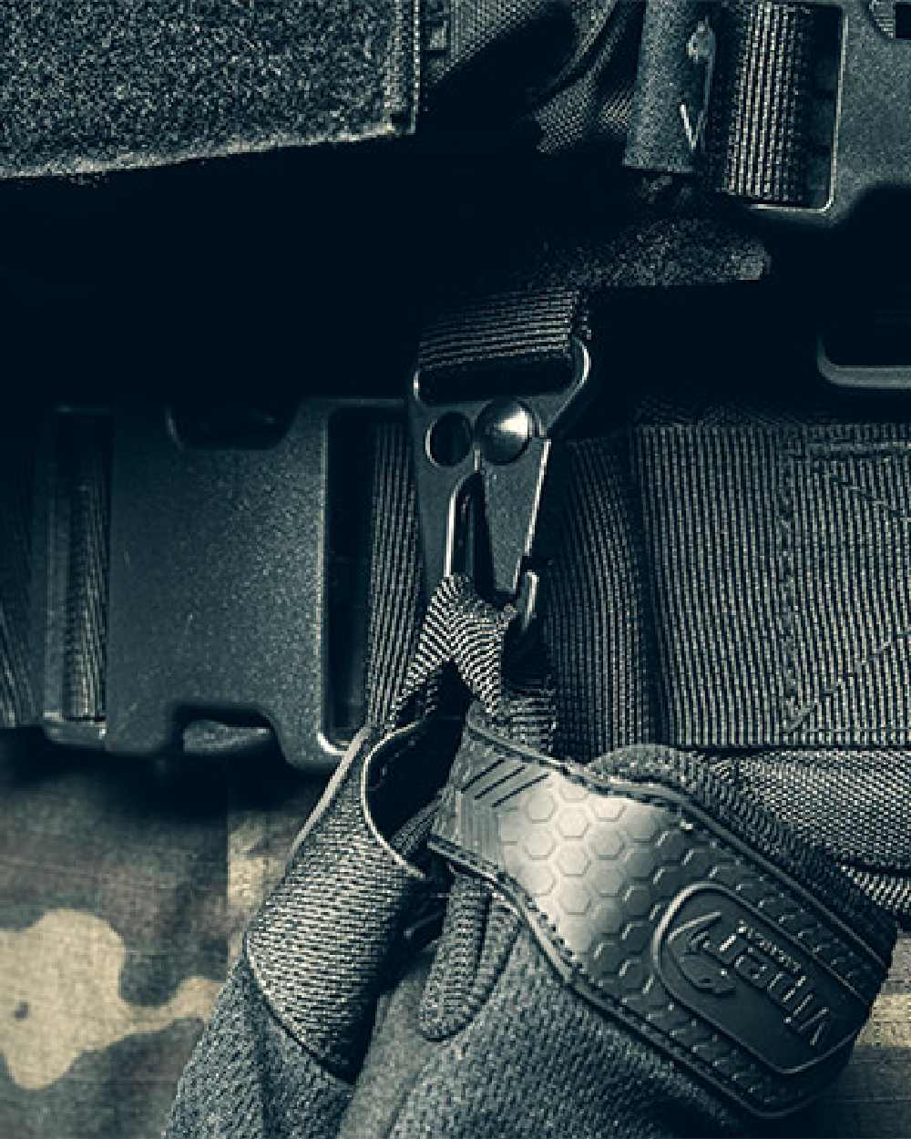 Black Coloured Viper VX Utility Hook on white background 