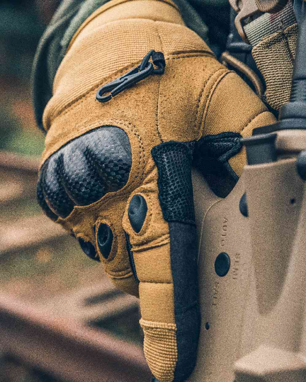 Viper Elite Gloves in Coyote 