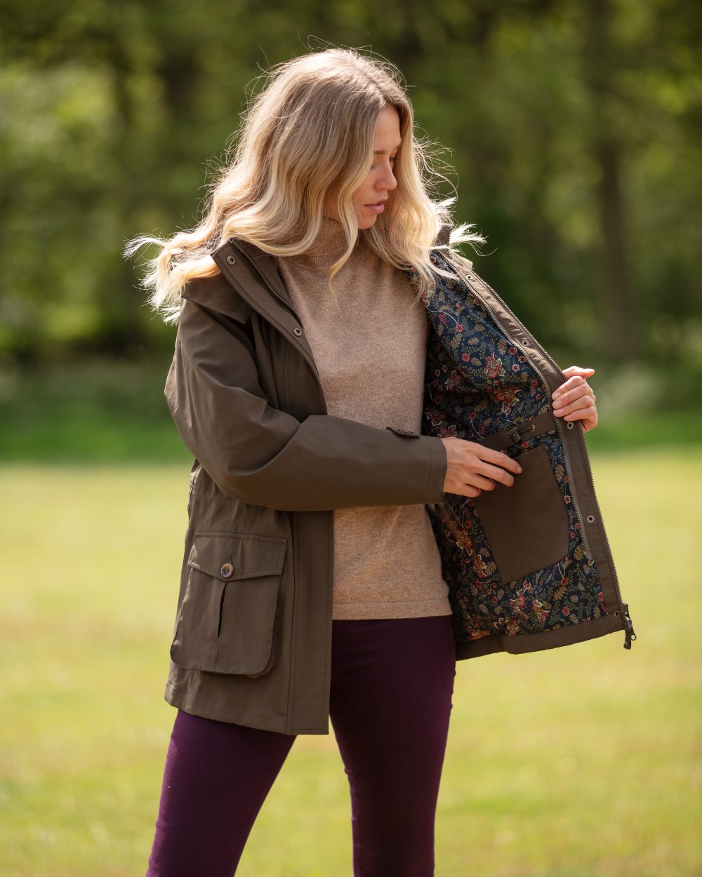 Olive Coloured Alan Paine Ladies Lockwood Jacket On A Forest Background