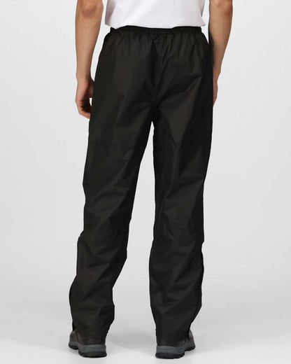 Back view Regatta Linton Breathable Lined Overtrousers in Black 