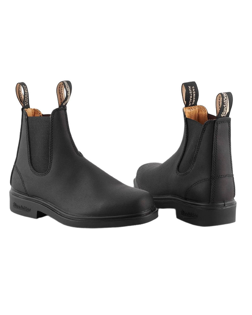 Black Coloured Blundstone 068 Black Leather Chelsea Boots on White Background
