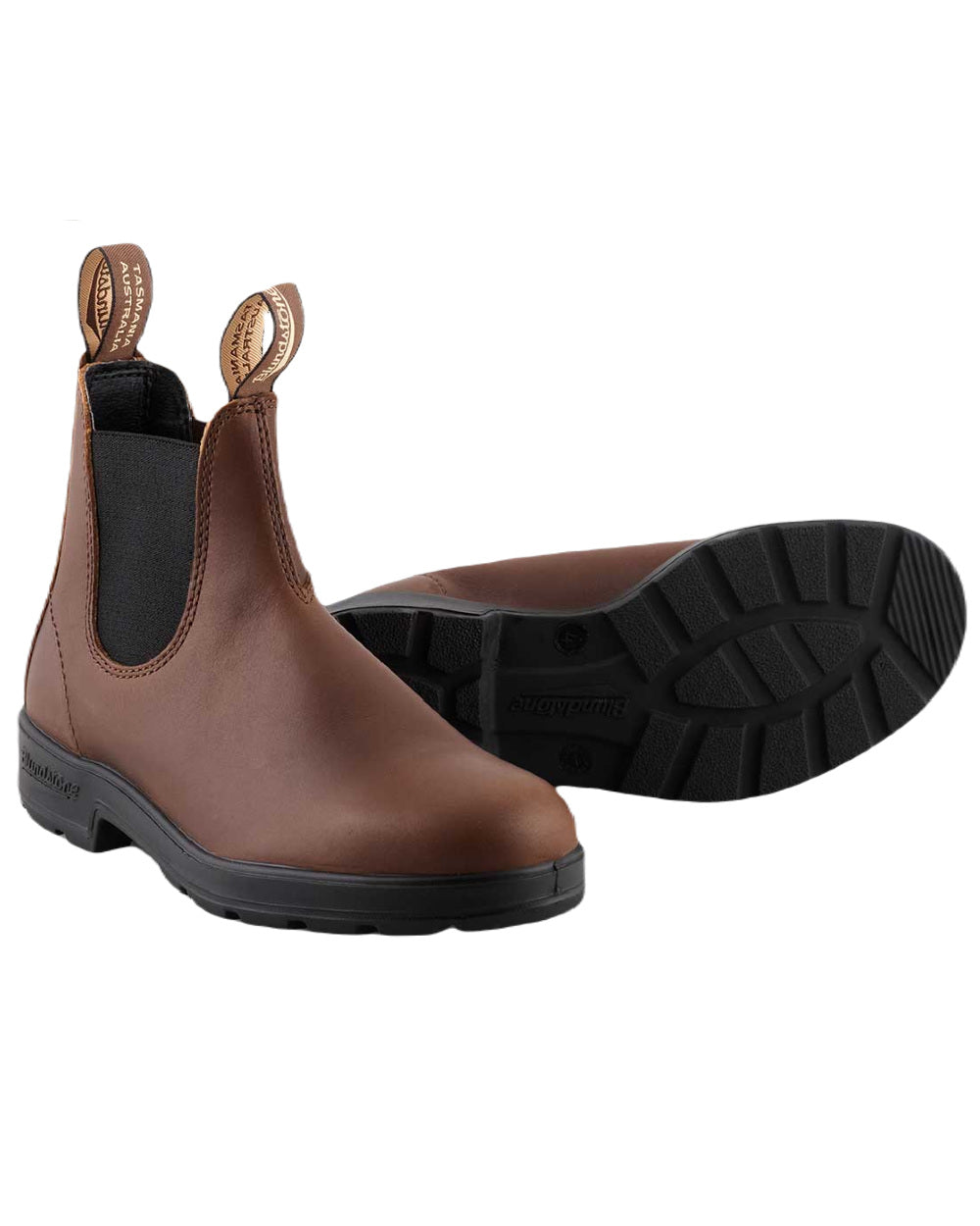 Sierra Brown coloured Blundstone 2305 Brown Leather Chelsea Boots on white background 