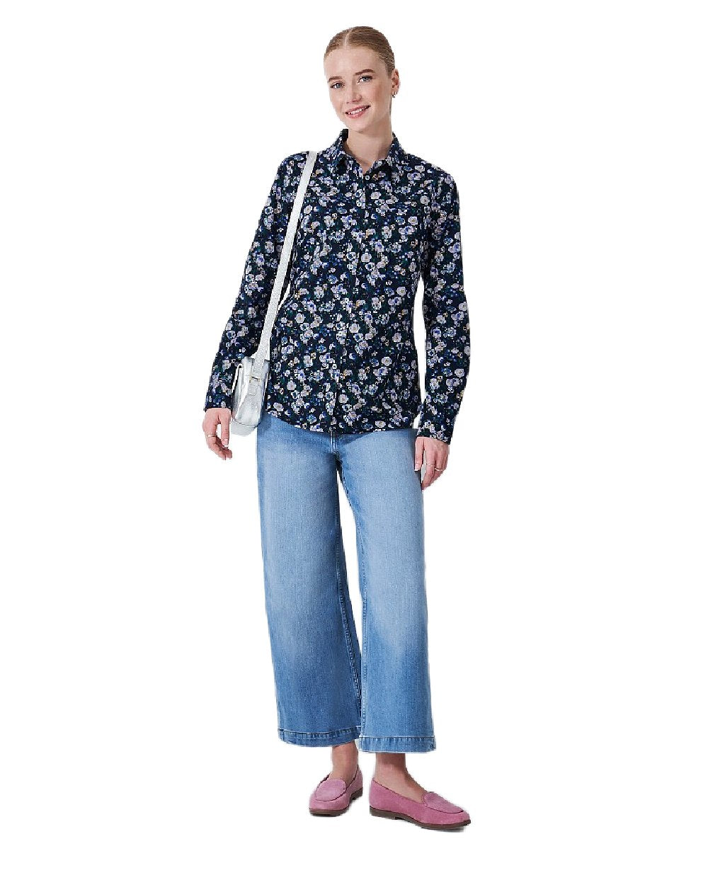 Navy Barge Coloured Crew Clothing Womens Lulworth Shirt on White Background
