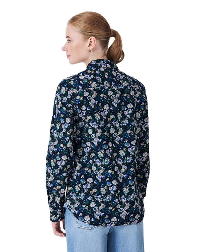 Navy Barge Coloured Crew Clothing Womens Lulworth Shirt on White Background
