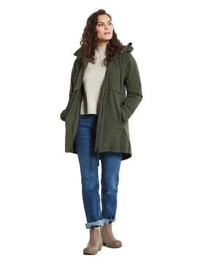 Deep Green Coloured Didriksons Helle Ladies Parka 5 On A White Background  