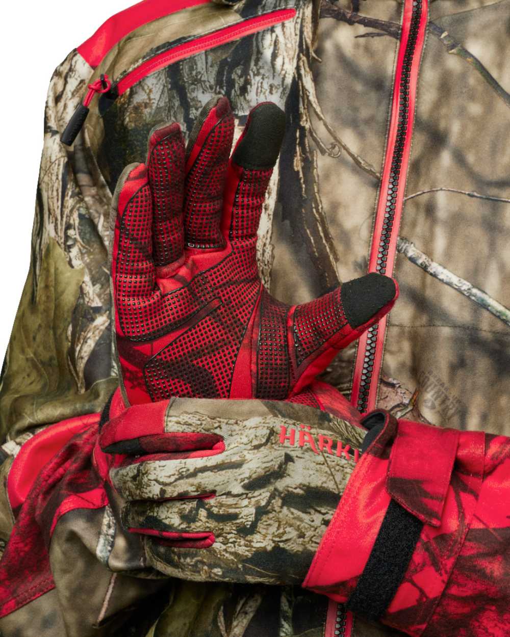 Mossy Oak Break Up Country Mossy Oak Red Coloured Harkila Moose Hunter 2.0 Fleece Gloves On A White Background