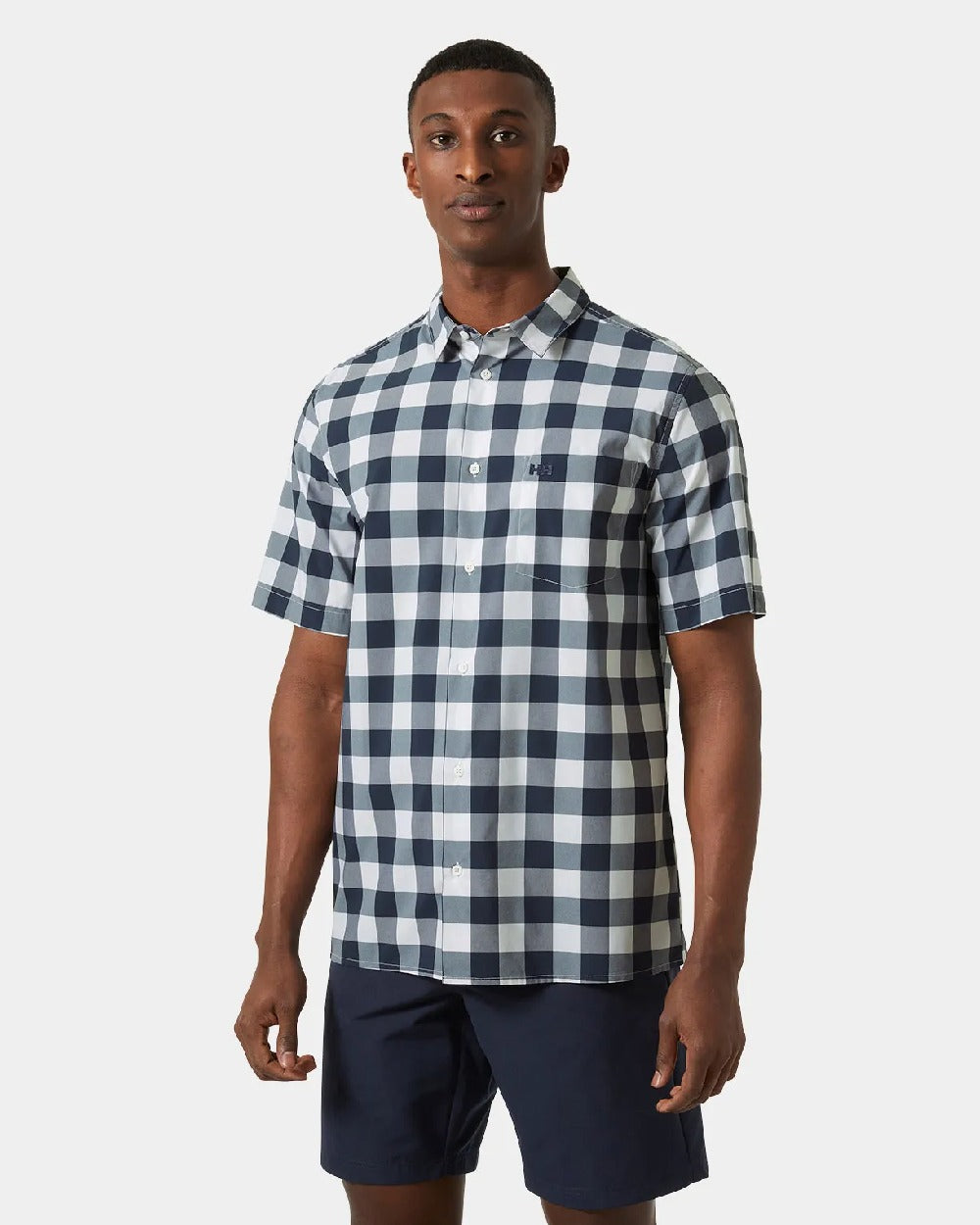 Navy Gingham coloured Helly Hansen Mens Fjord Quick Dry Short Sleeves Shirt 2.0 on grey background 