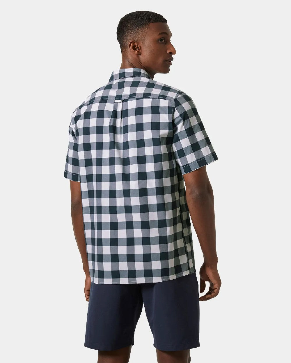 Navy Gingham coloured Helly Hansen Mens Fjord Quick Dry Short Sleeves Shirt 2.0 on grey background 