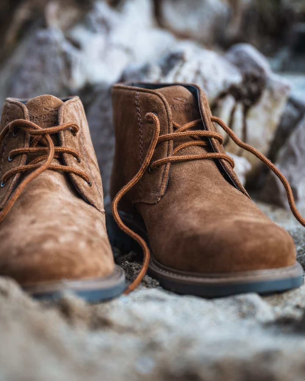Coffee Suede Coloured Hoggs of Fife Clayton Chukka Boots On A snow Background 