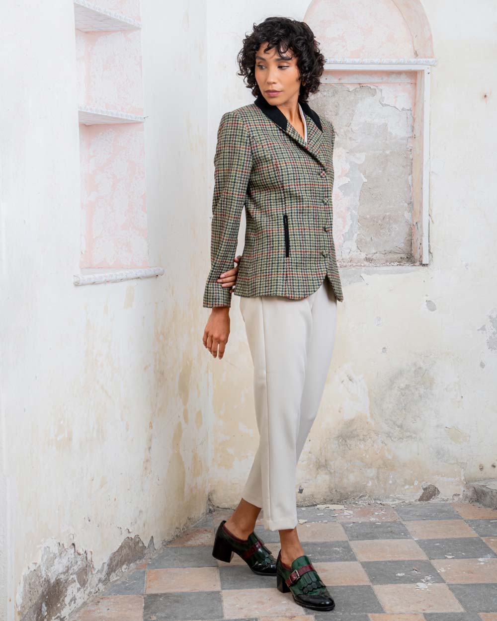 Hacking Check coloured Jack Murphy Nicole Ladies Tweed Jacket on Urban background 