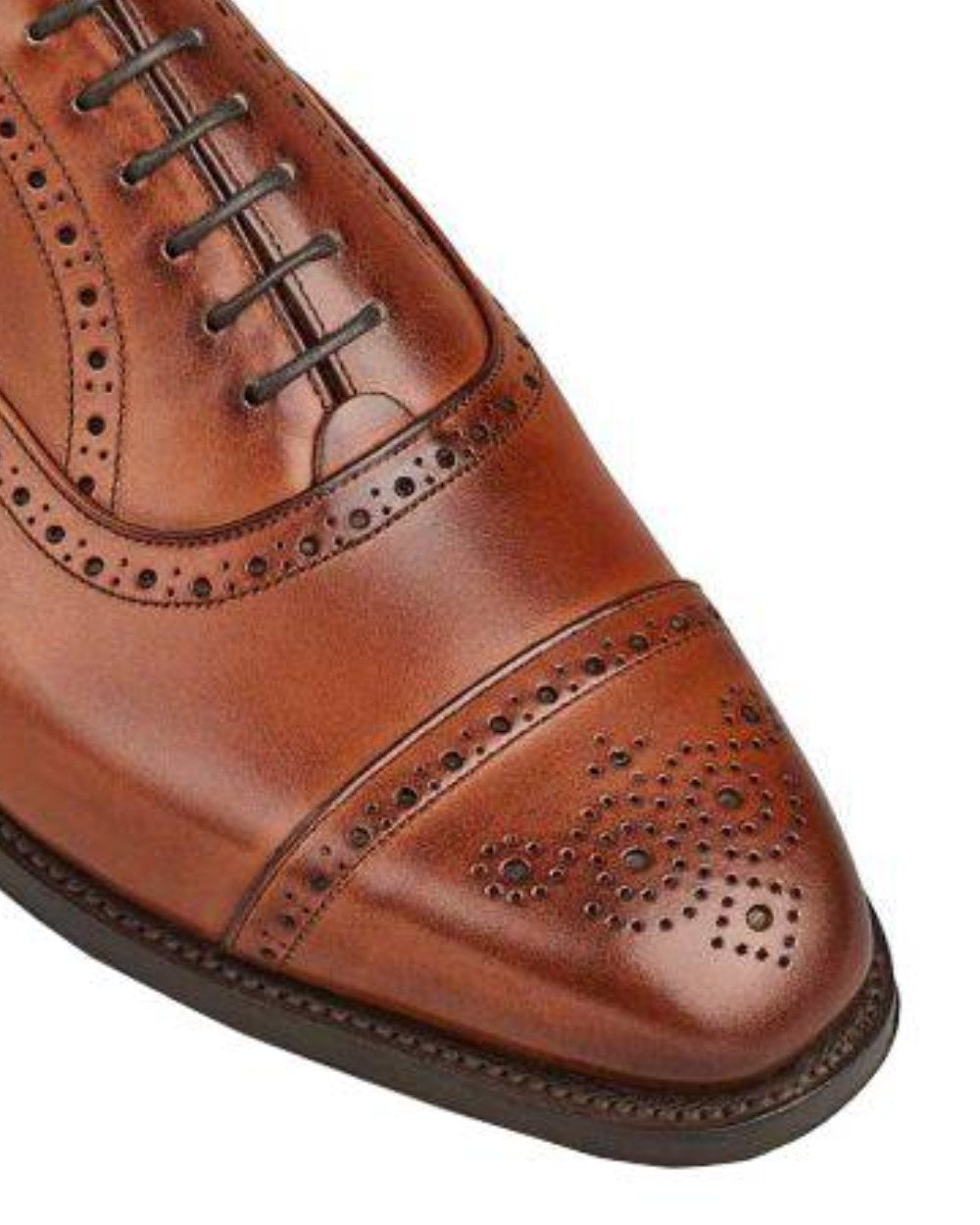 Beechnut Burnished Coloured Trickers Kensington Leather Sole Toecap Oxford City Shoe On A White Background 