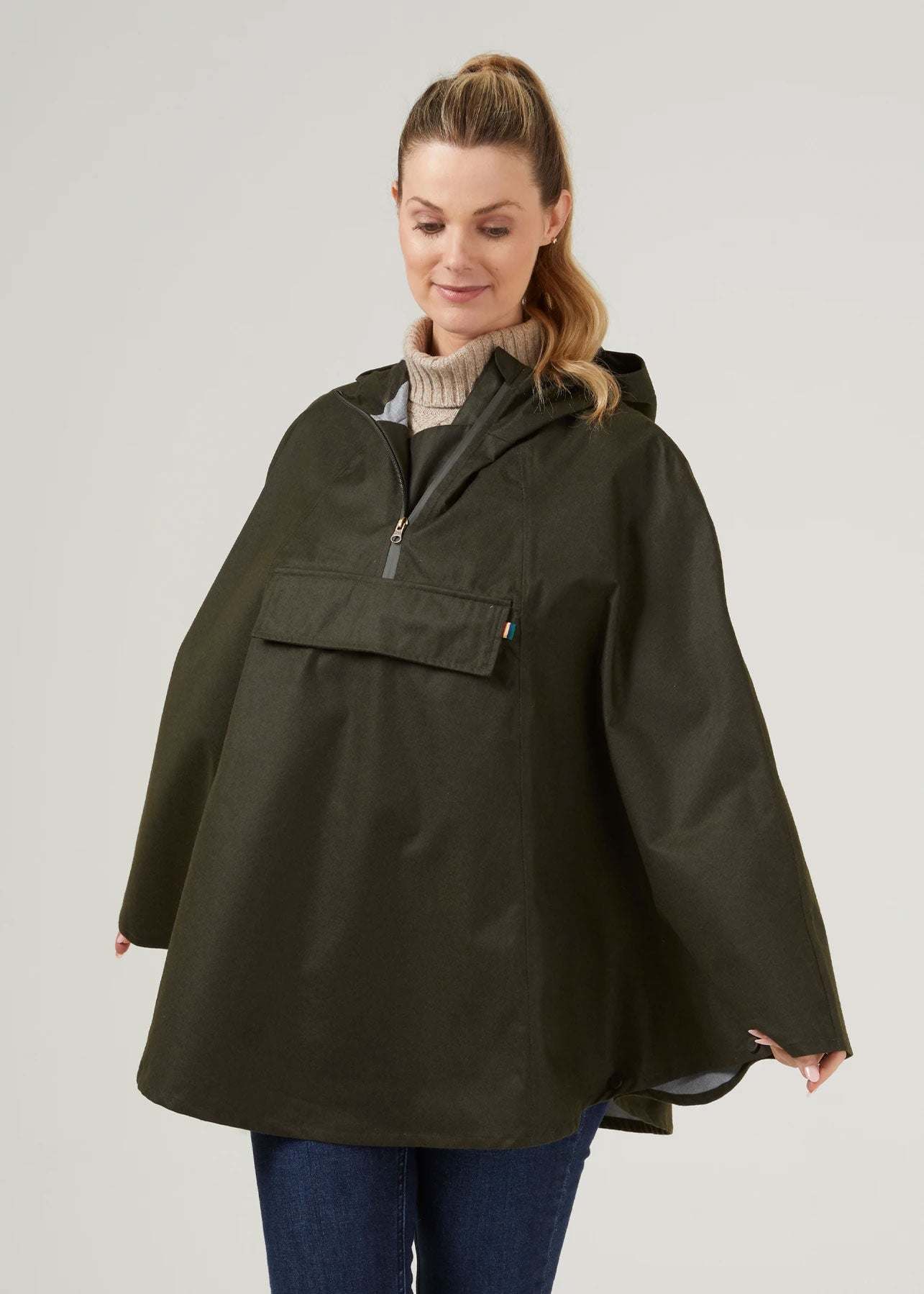 Fernley Ladies Waterproof Cape by Alan Paine 