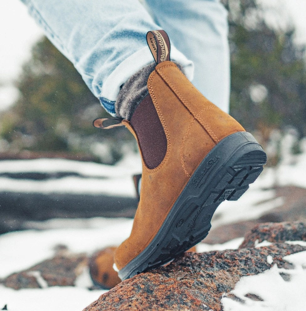 Snow on the ground Blundstone 562 Crazy Horse Brown Leather Boots