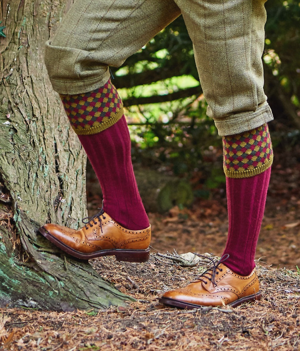 HJ Hall Hadleigh Merino Shooting Sock | Harlequin Top Wine 