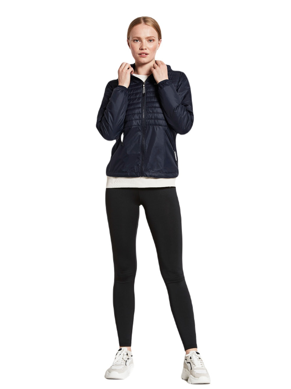Didriksons Maj Womens Jacket 2 in Dark Night Blue 