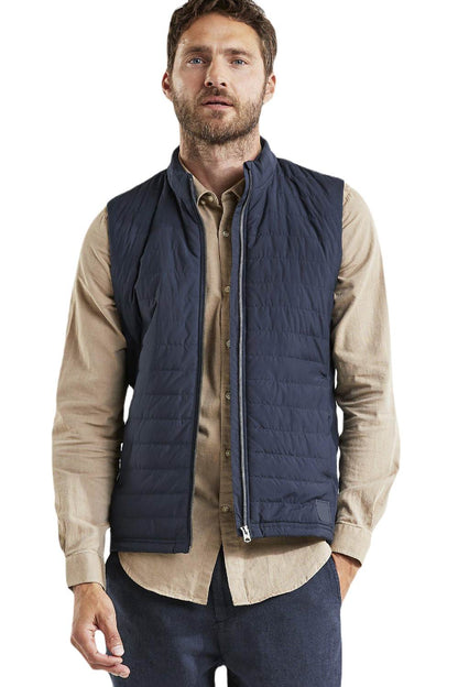 Didriksons Ubbe Unisex Vest 3 in Navy 