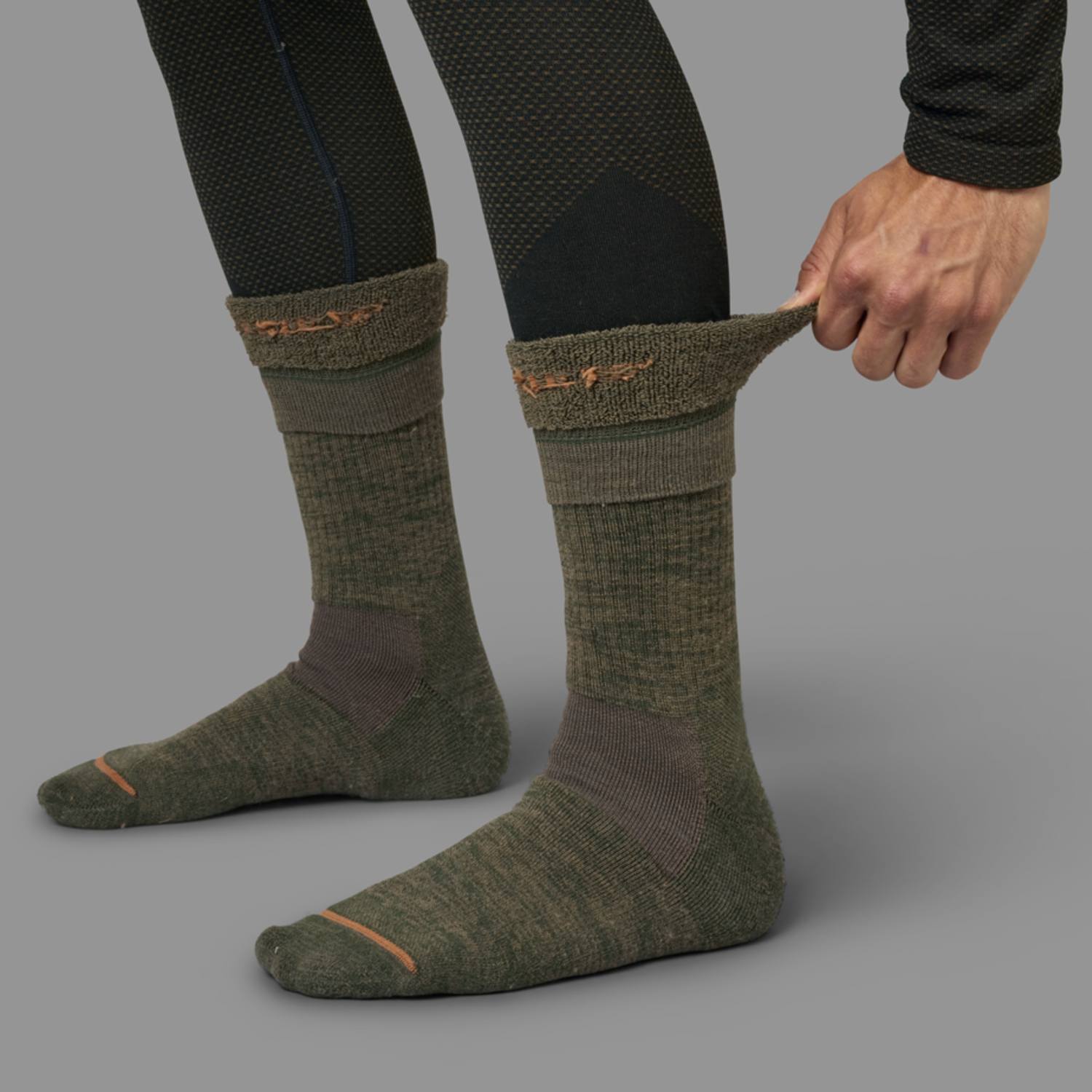 Harkila Pro Hunter 2.0 Short Sock in Willow Green and Shadow Brown