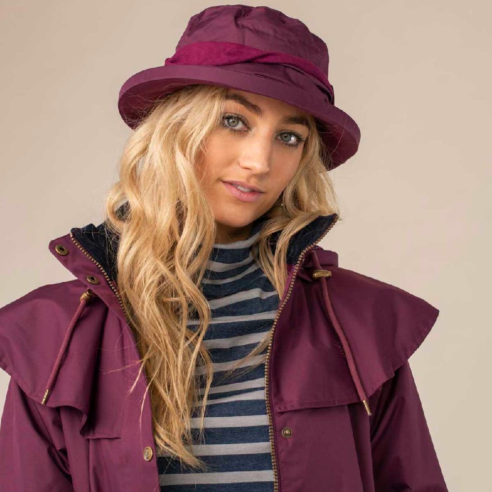 Lighthouse Rainwear Canterbury Hat in Plum 