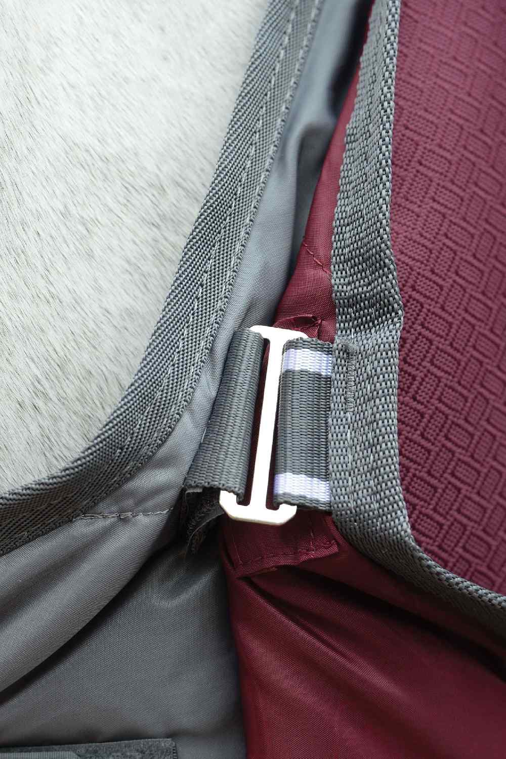 WeatherBeeta ComFiTec Plus Dynamic II Detach-A-Neck Lite in Maroon/Grey/White