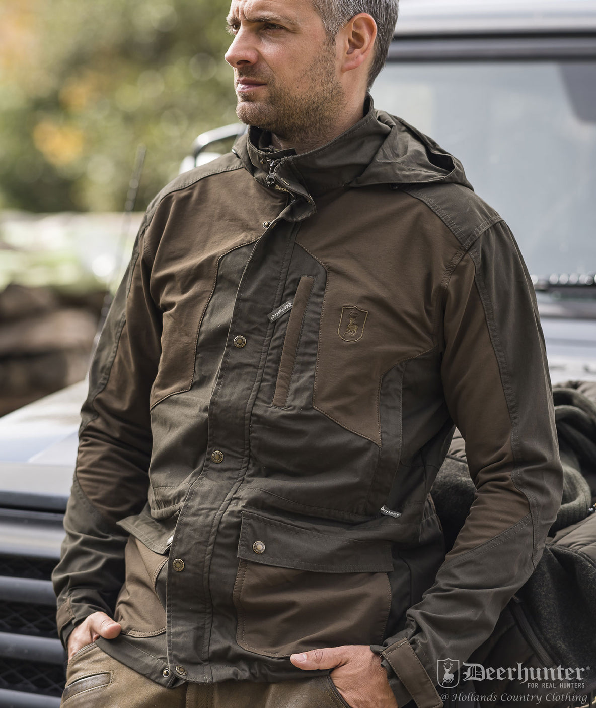 Lightweight, but robust with built in stretch, the Strike jacket by Deerhunter is ideal for country leisure wear