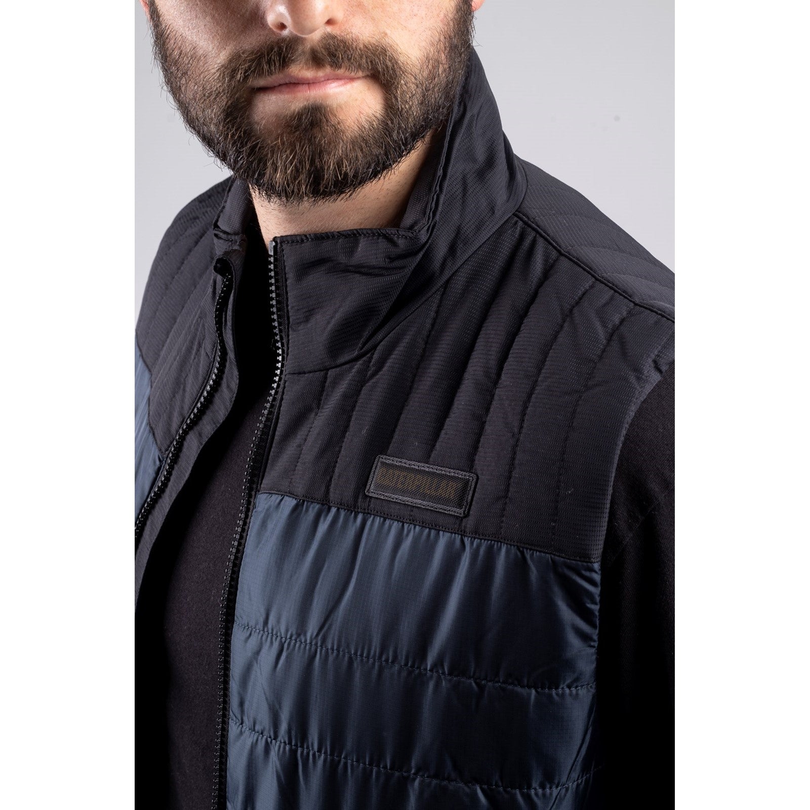 Caterpillar Squall Vest Body Warmer in Dark Marine