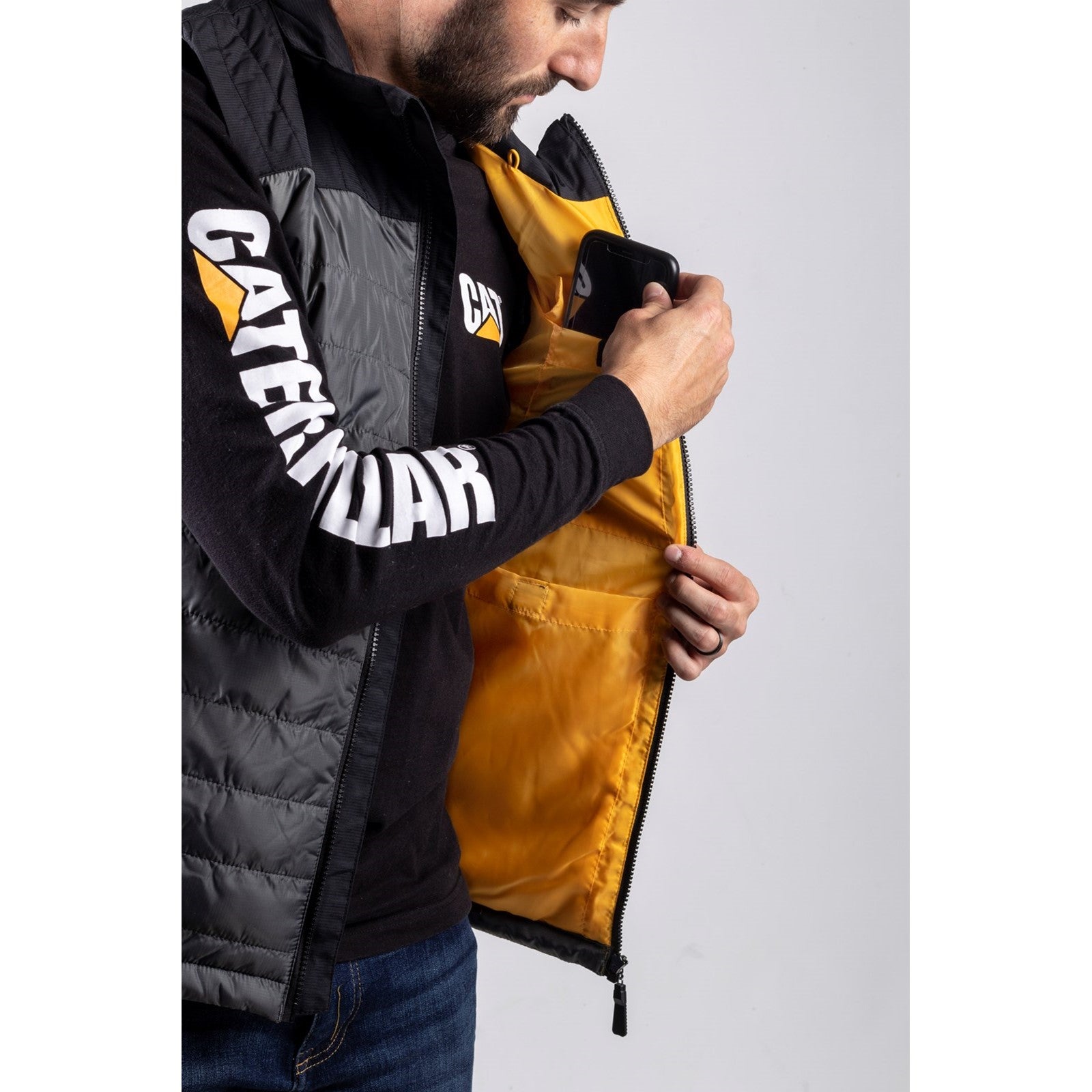 Caterpillar Squall Vest Body Warmer in Dark Shadow