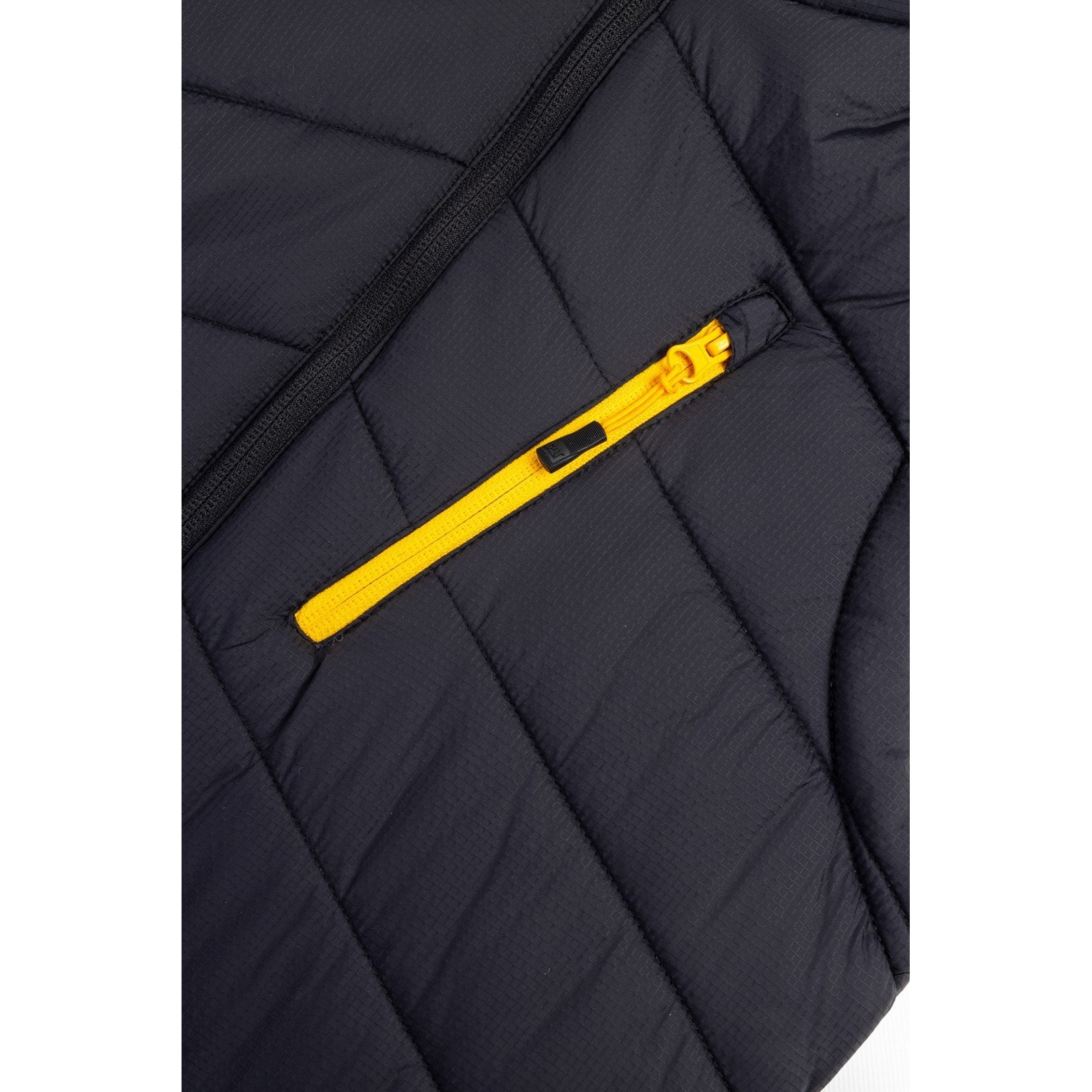 Caterpillar Essentials Body Warmer in Black 