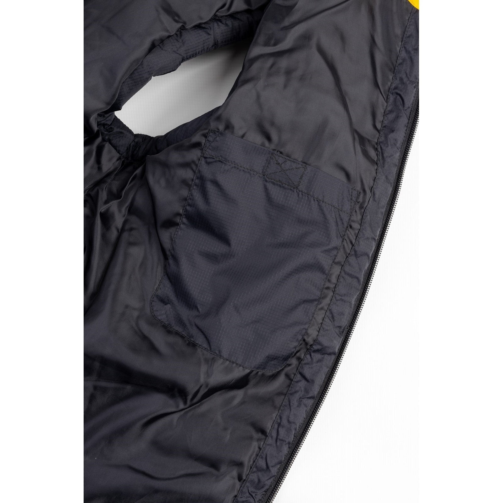 Caterpillar Essentials Body Warmer in Black 