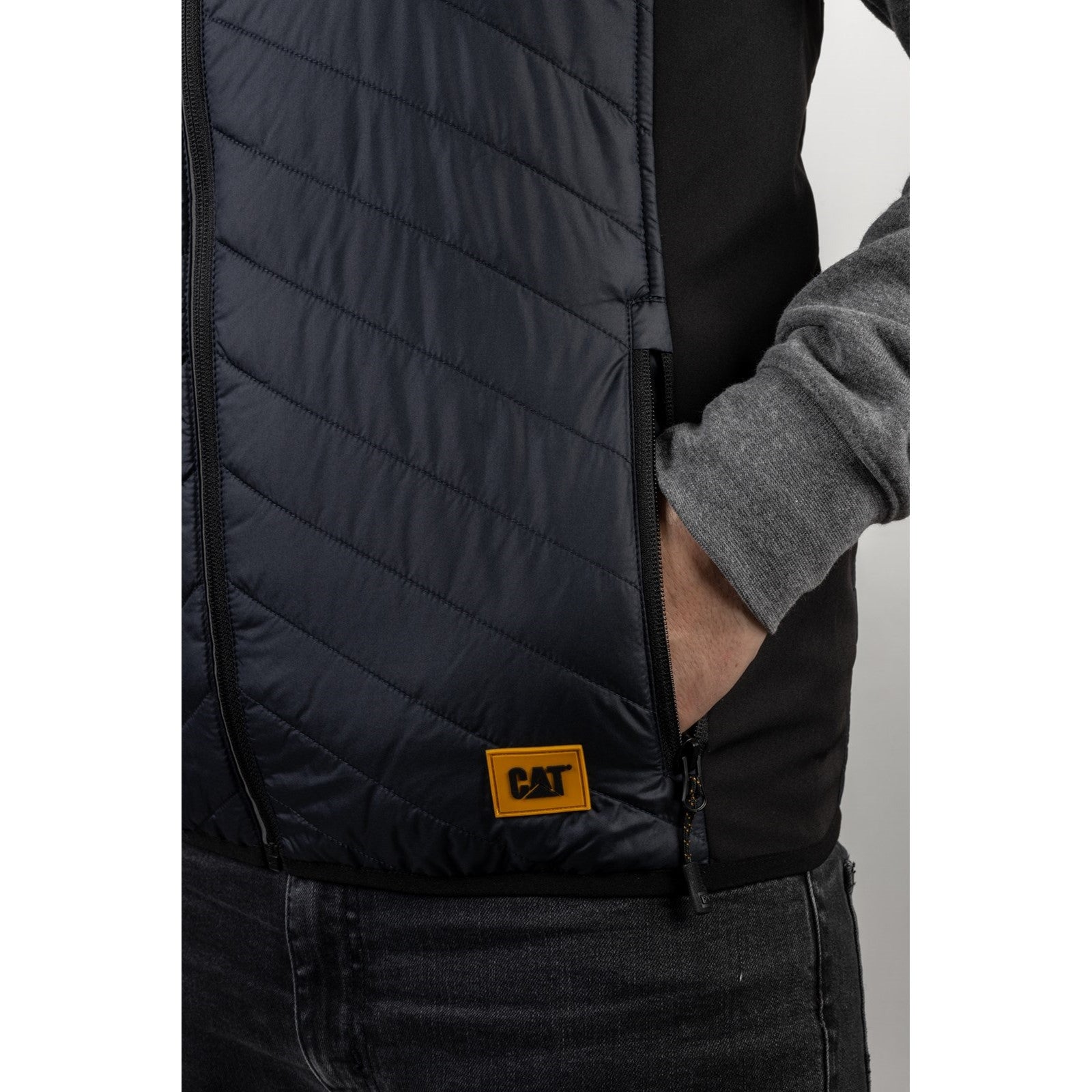 Caterpillar Trades Hybrid Body Warmer in Navy 