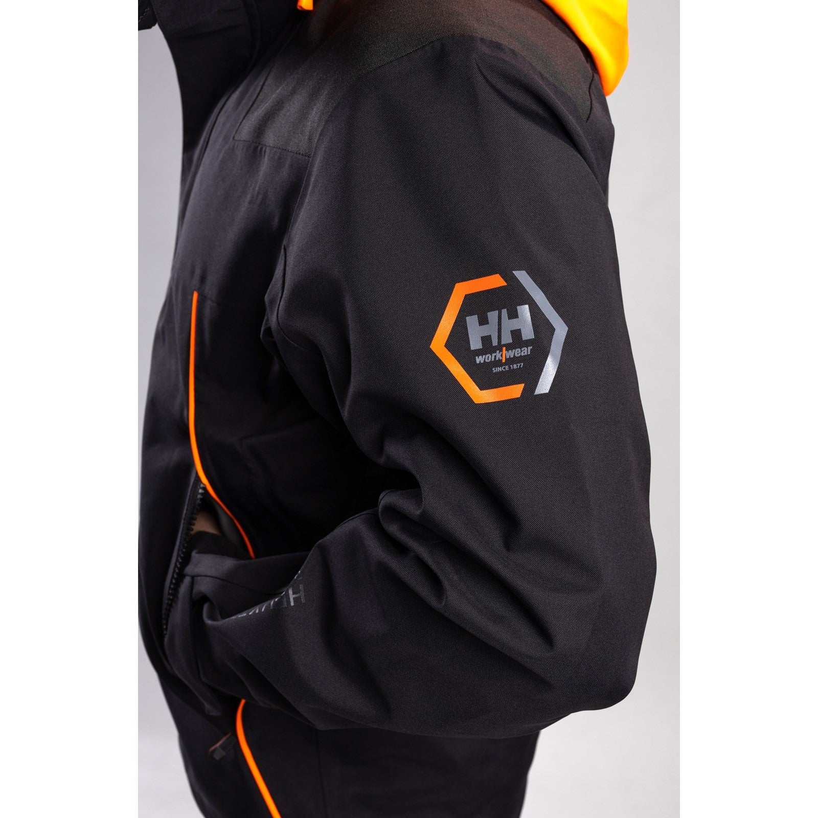 Helly Hansen Chelsea Evolution Shell Jacket in Ebony