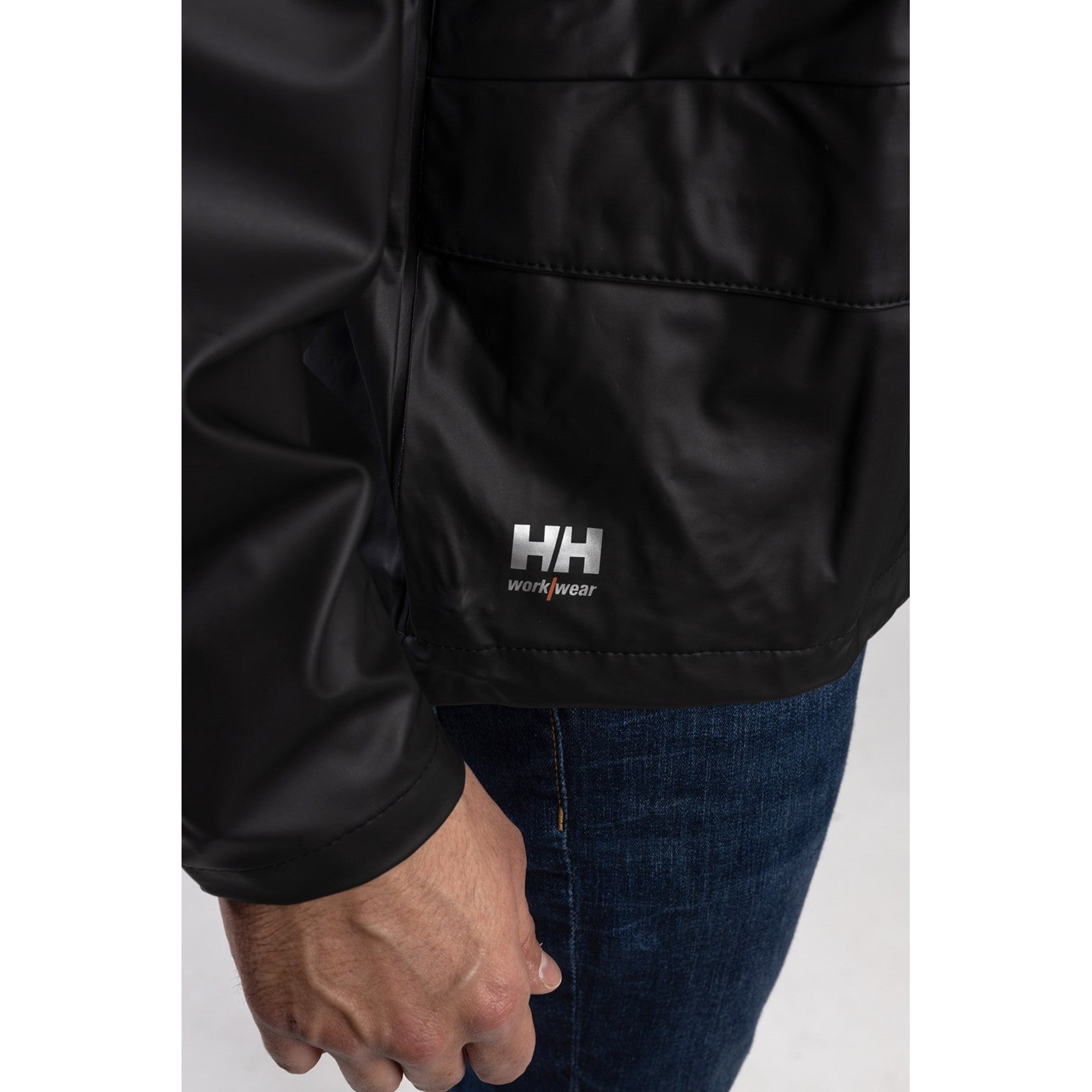 Helly Hansen Voss Jacket in Black  