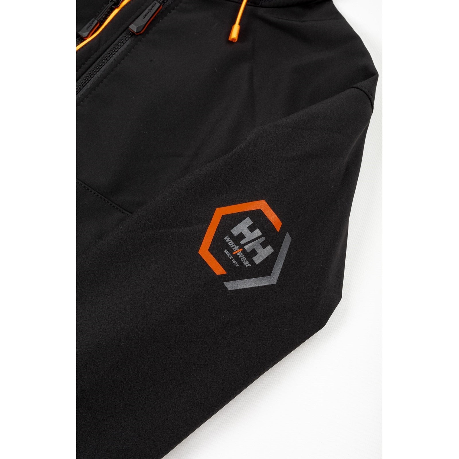 Helly Hansen Chelsea Evolution Hooded Softs in Black 