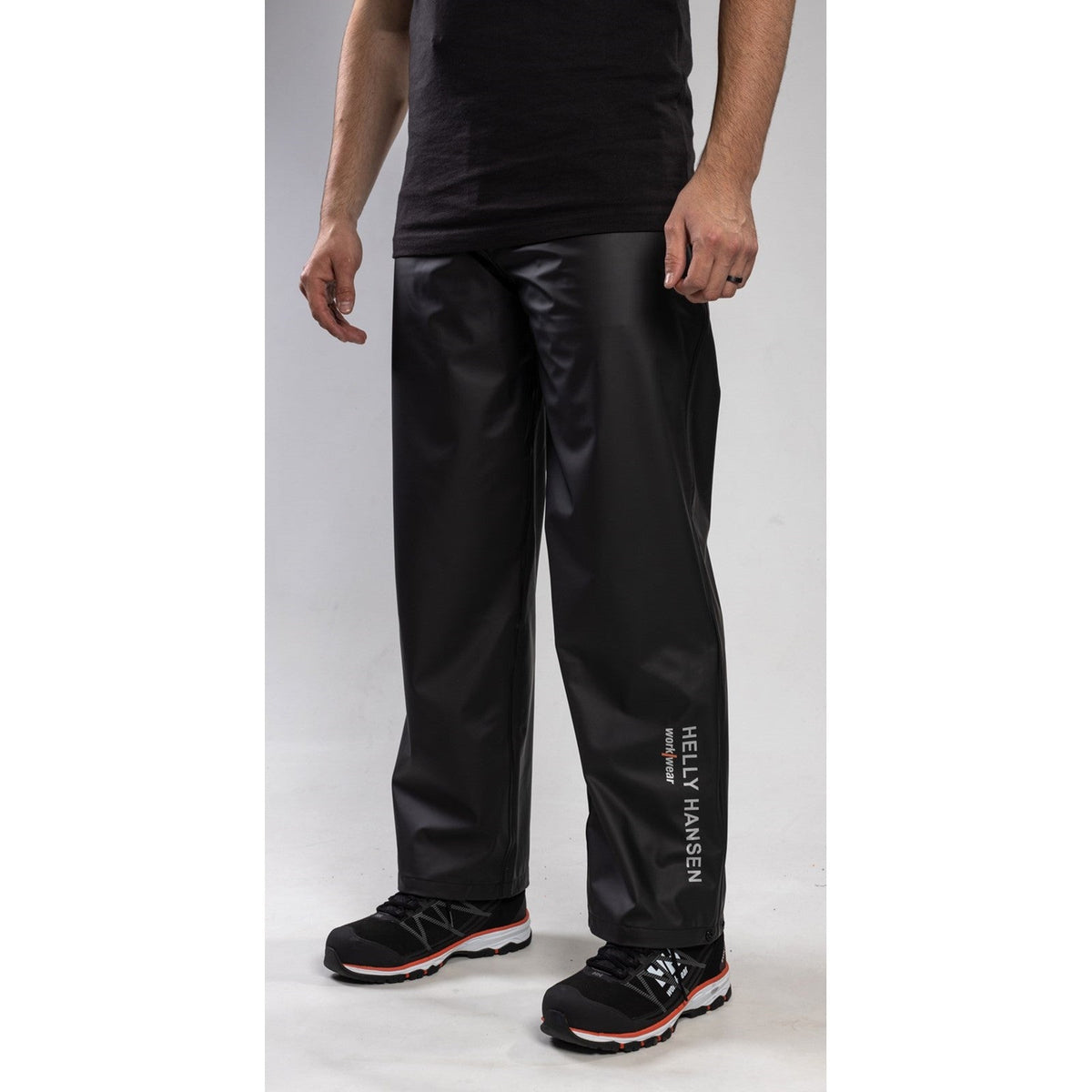 Helly Hansen Voss Pant in Black 