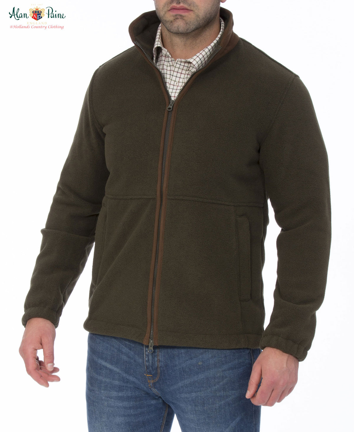 man wearin green Alan Paine Aylsham Fleece Jacket 