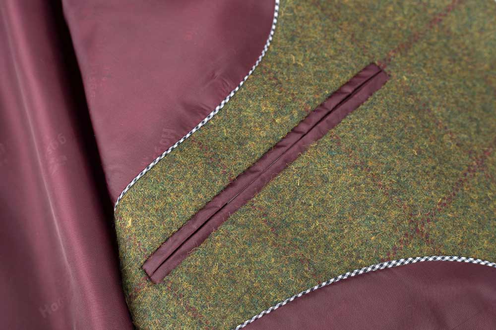 Internal pocket Hoggs of Fife Tummel Tweed Sports Jacket | Olive/ Wine